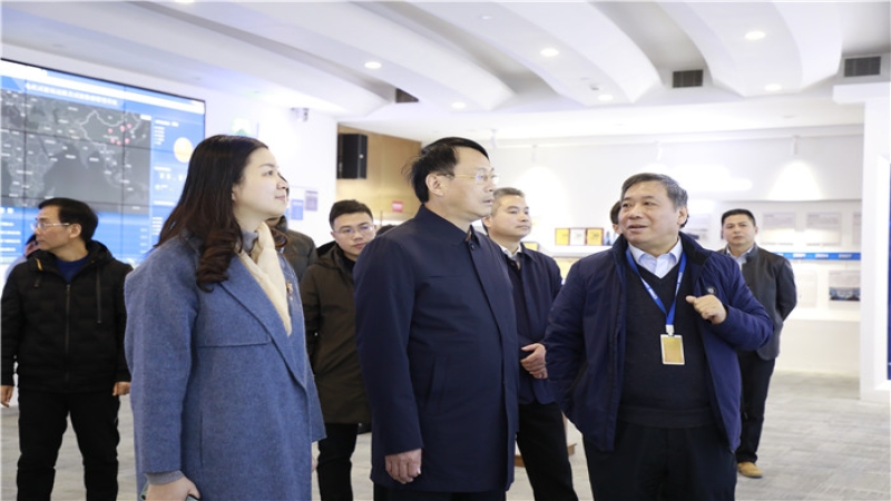 雨花區(qū)人大常委會(huì)黨組書(shū)記龔景順一行調(diào)研中機(jī)國(guó)際